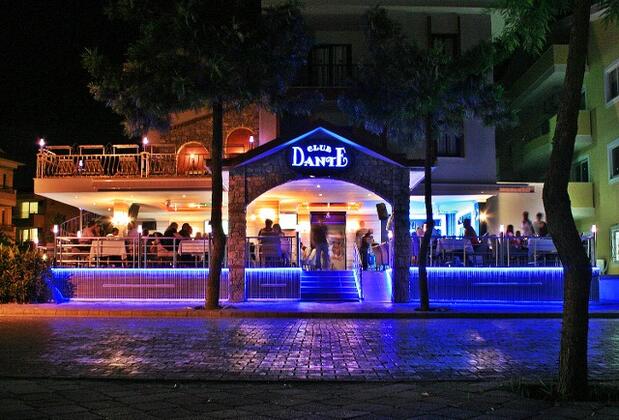 Club Dante - Görsel 14
