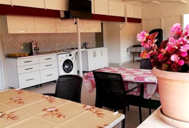 Dikili Münes Pansiyon - Görsel 9