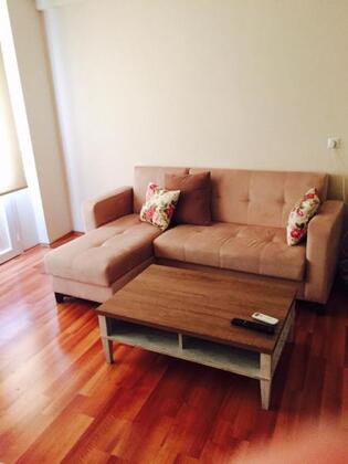 Golden Apartment - Görsel 4