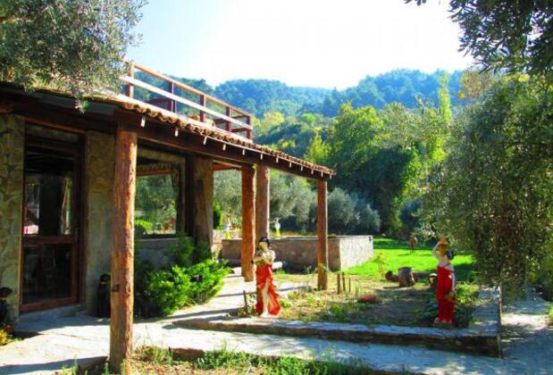 Şirince Küçük Çiftlik Bungalow Evleri - Görsel 11