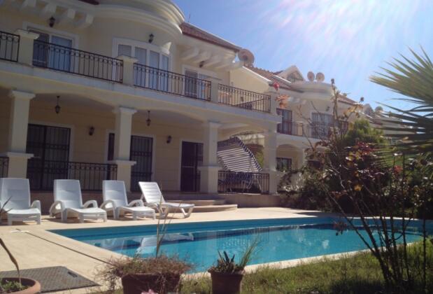 New Age Lotus Villa - Görsel 4