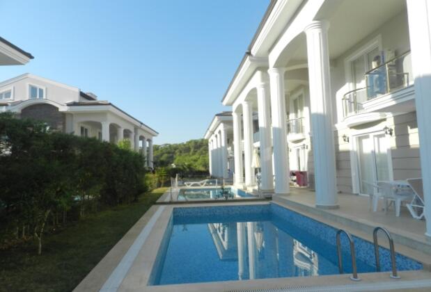 New Age Beach Breeze Villas - Görsel 8