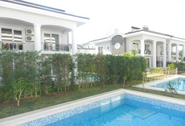 New Age Beach Breeze Villas - Görsel 4