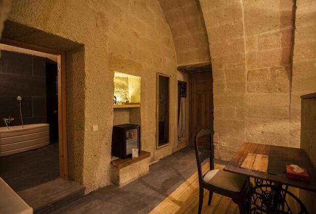 Queen's Cave Cappadocia - Görsel 19