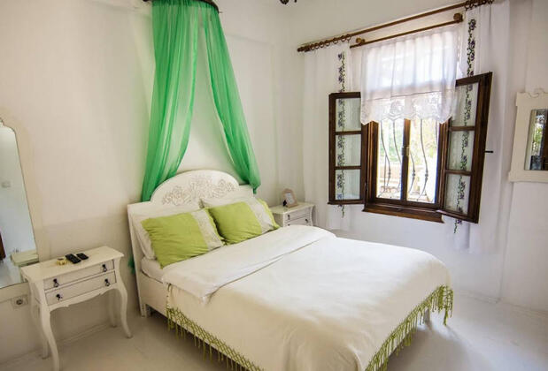 Aisem By Hire Butik Otel Çeşme - Görsel 11