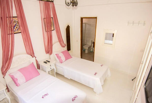 Aisem By Hire Butik Otel Çeşme - Görsel 12