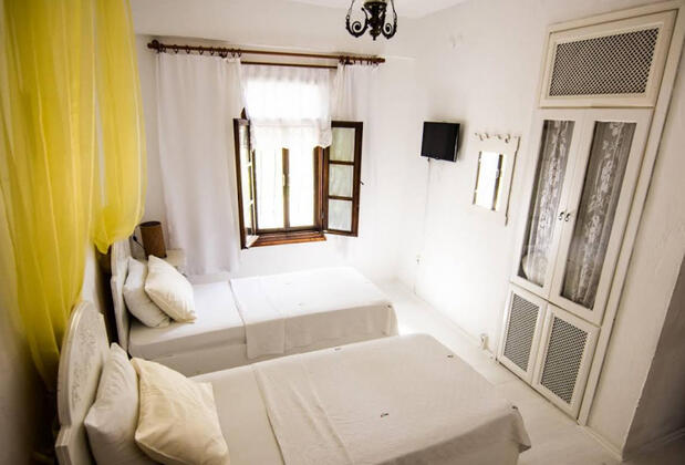 Aisem By Hire Butik Otel Çeşme - Görsel 16