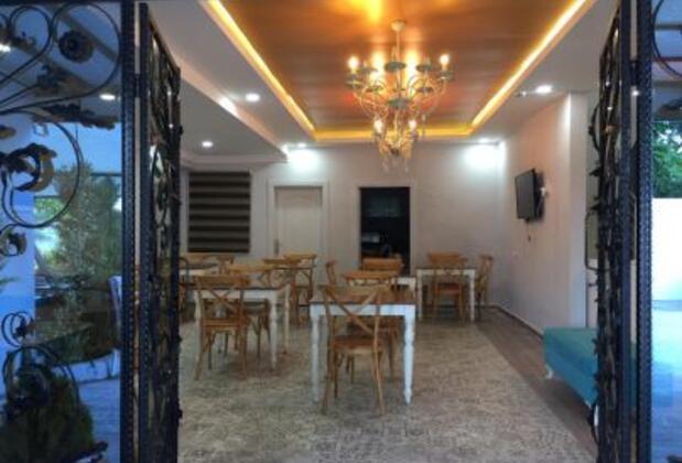 The Hotel Rivera - Görsel 3