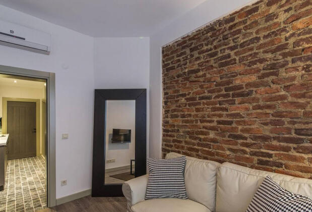 G Flats Apartments - Görsel 8