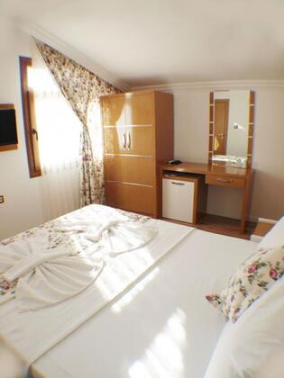 Portofino Otel Akyaka - Görsel 2