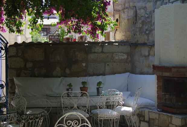 Serin Alaçatı Cafe & Butik Otel - Görsel 31