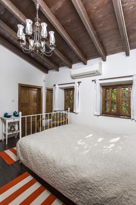 Serin Alaçatı Cafe & Butik Otel - Görsel 17