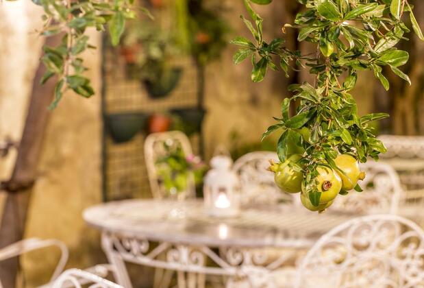 Serin Alaçatı Cafe & Butik Otel - Görsel 15