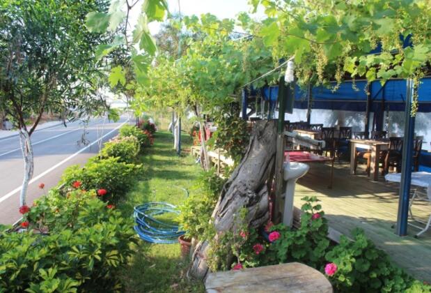 Mavi Yengeç Yüzer Köşk Restaurant ve Apart Otel - Görsel 48