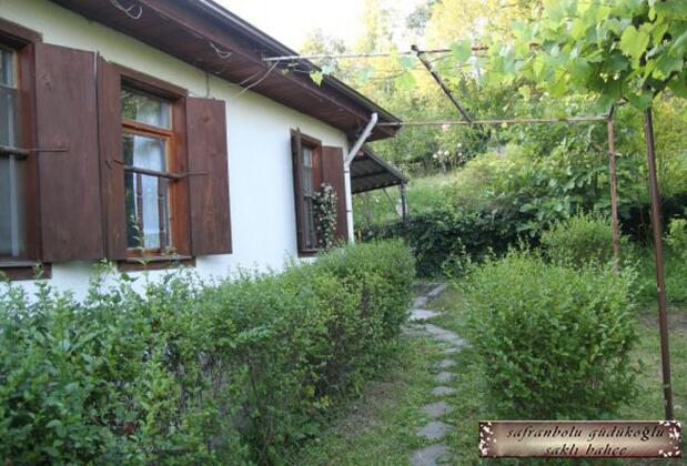 Güdükoğlu Saklı Bahçe Aile Bağ Evi - Görsel 23