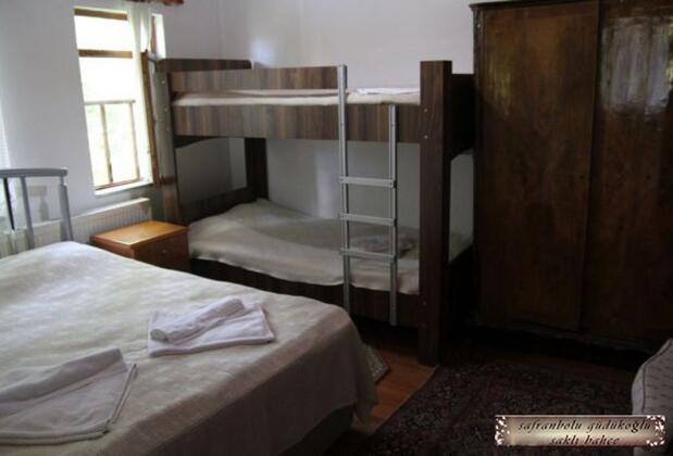 Güdükoğlu Saklı Bahçe Aile Bağ Evi - Görsel 4