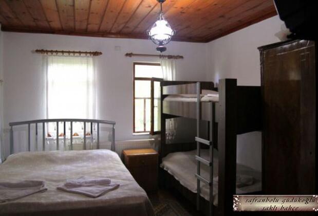 Güdükoğlu Saklı Bahçe Aile Bağ Evi - Görsel 8