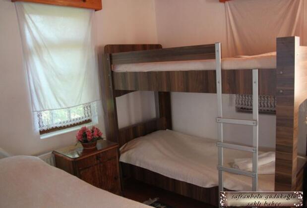 Güdükoğlu Saklı Bahçe Aile Bağ Evi - Görsel 26