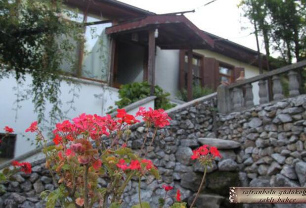 Güdükoğlu Saklı Bahçe Aile Bağ Evi - Görsel 13