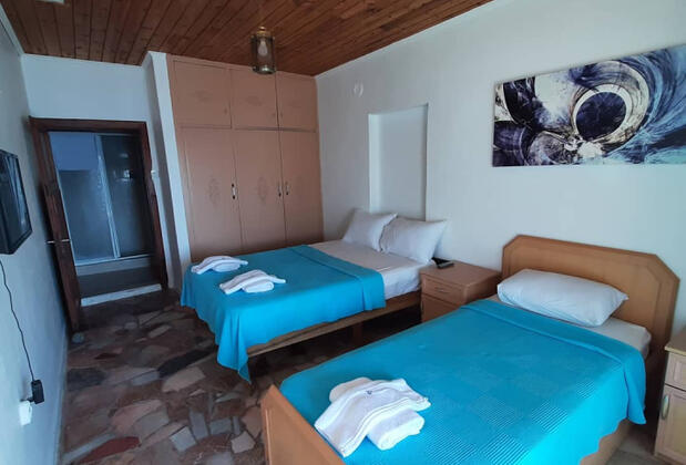 Salkım Pansiyon Karaburun - Görsel 4