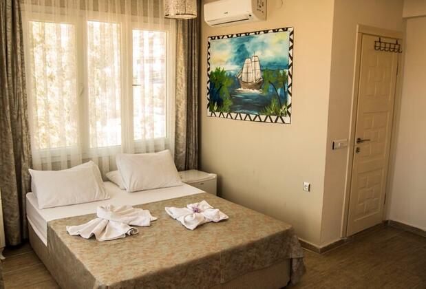 Foça Palas  - Görsel 11