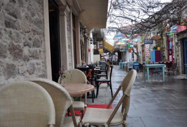 Fesleğen Otel Eski Foça - Görsel 6