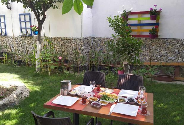 Düsseldorf Pansiyon Kuşadası - Görsel 11