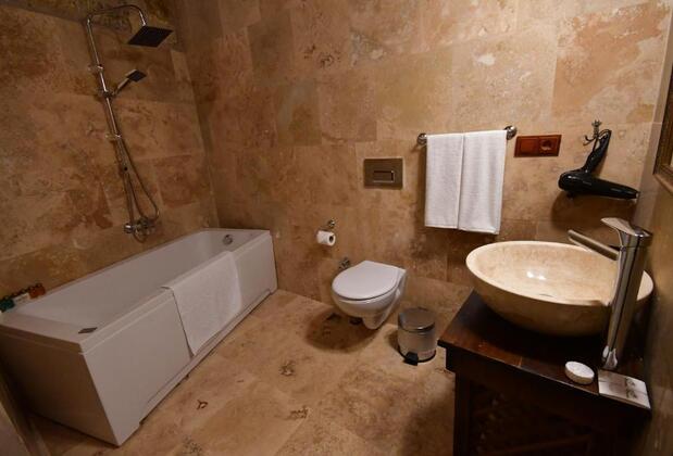 Shadow Cave House - Görsel 27