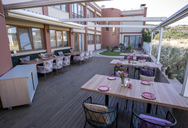 Cunda Ebruli Otel - Görsel 13