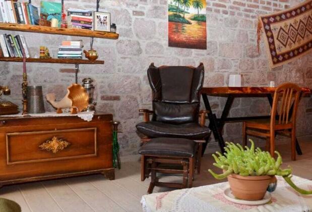 Azra Konukevi ve Restaurant - Görsel 4