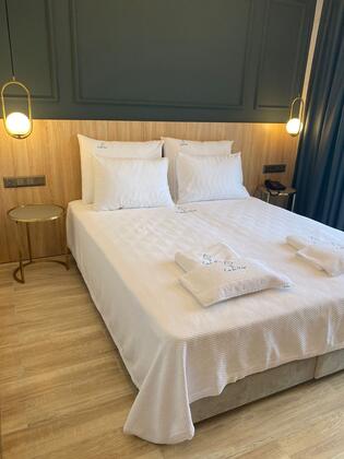  Cunda Pier +12 Adult Only - Görsel 17