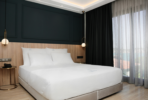  Cunda Pier +12 Adult Only - Görsel 12