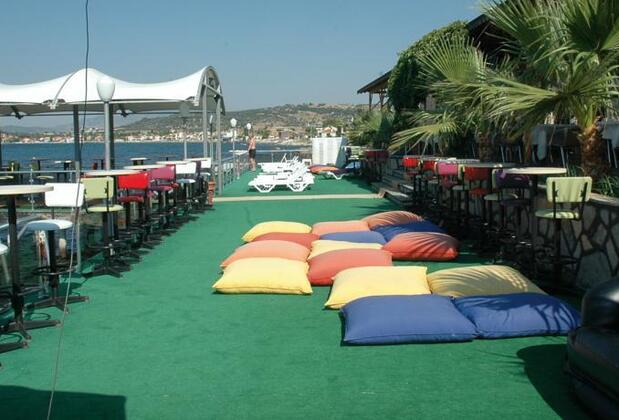 Club Rose Bay Hotel - Görsel 17