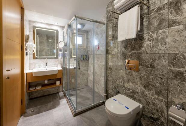 Hotel Boursier 2 Spa İstanbul - Görsel 22