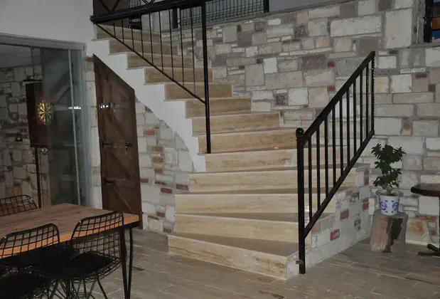 Monk Island Guesthouse Foça - Görsel 29