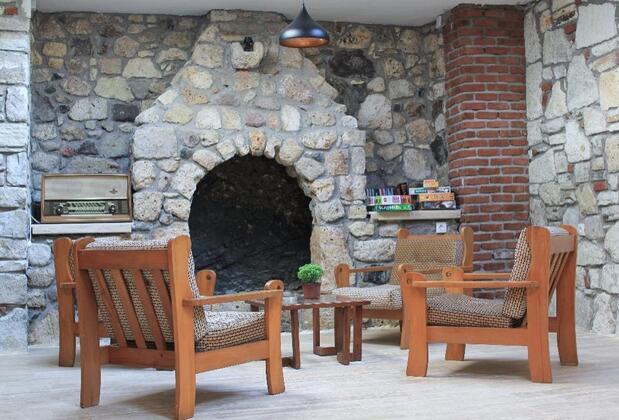 Monk Island Guesthouse Foça - Görsel 34