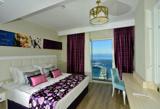 Azura Deluxe Resort & Spa Hotel - Görsel 12