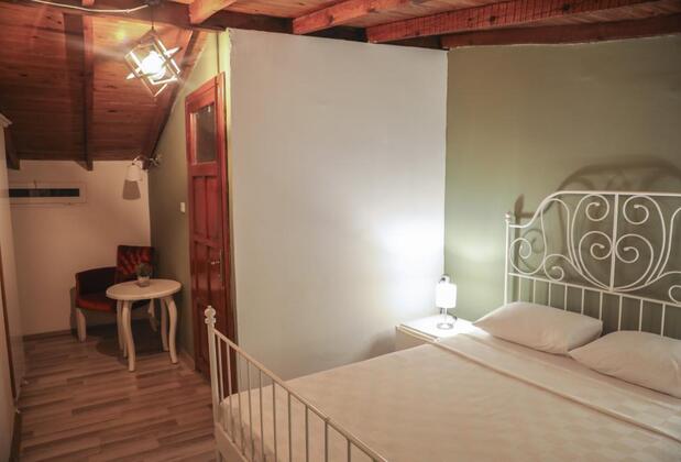 Bee Alaçatı by Tren - Görsel 4