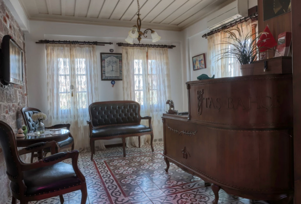 Taş Bahçe Otel Cunda - Görsel 9