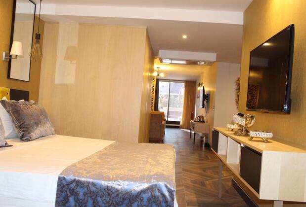 Royal Çeşme Hotel - Görsel 11