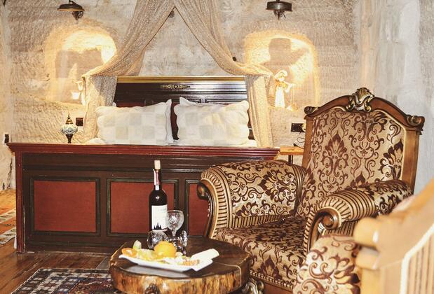 Emily's Cave House - Görsel 3