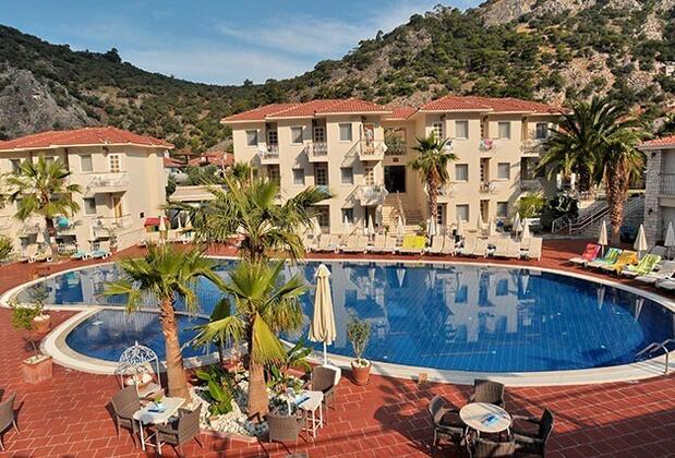 The Blue Lagoon Deluxe Hotel - Görsel 14