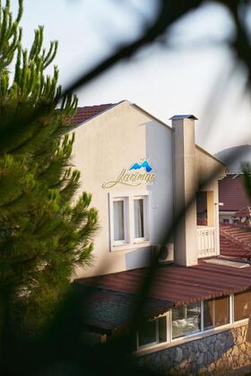 Larimar Suite Hotel - Görsel 2