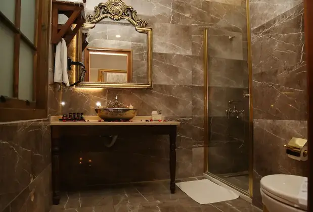 La Perla Premium Hotel Ve Restaurant Şarap Evi  - Görsel 18