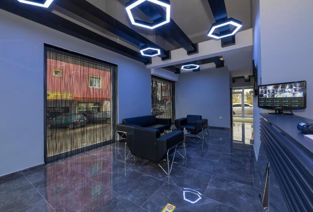 Fly And Stay Airport Hotel - Görsel 3