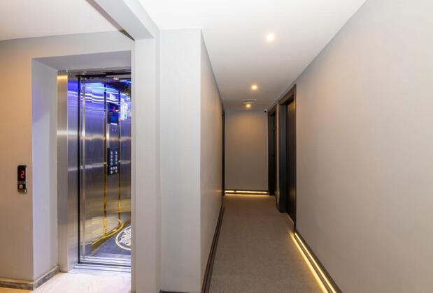 Fly And Stay Airport Hotel - Görsel 6