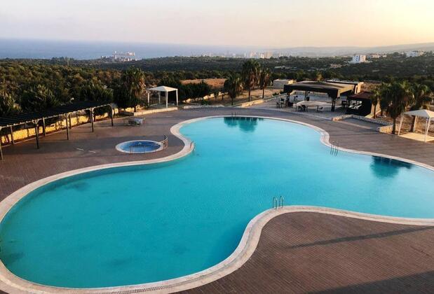 Watercastle Suits - Görsel 14