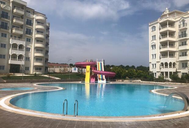 Watercastle Suits - Görsel 13