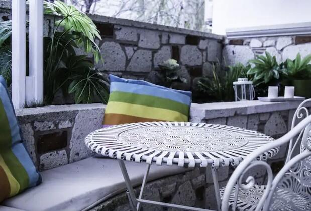 The White Alaçatı Otel & Restoran - Görsel 8