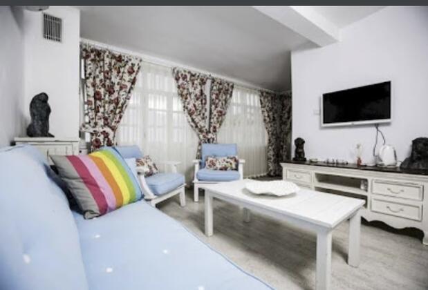 The White Alaçatı Otel & Restoran - Görsel 4